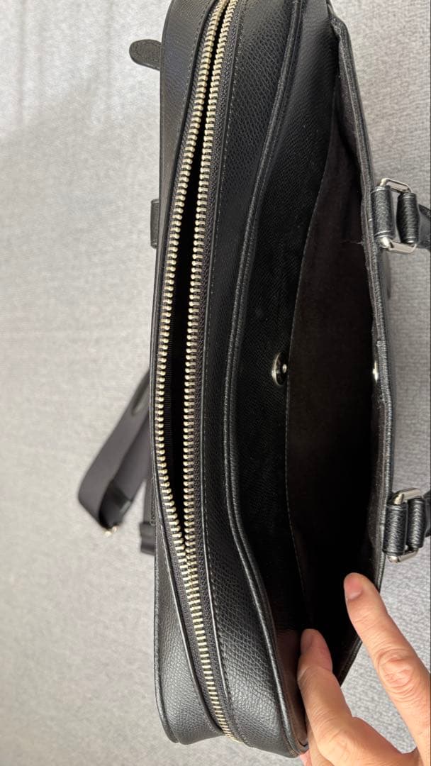 ト*モ様 COACH ブラック ビジネスバッグ