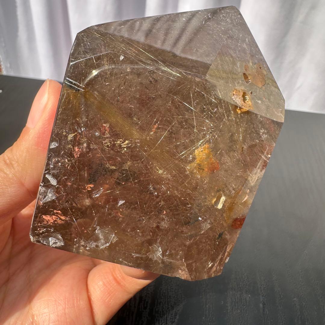 天然石ルチルクォーツのポイント　原石　置物NO.051107