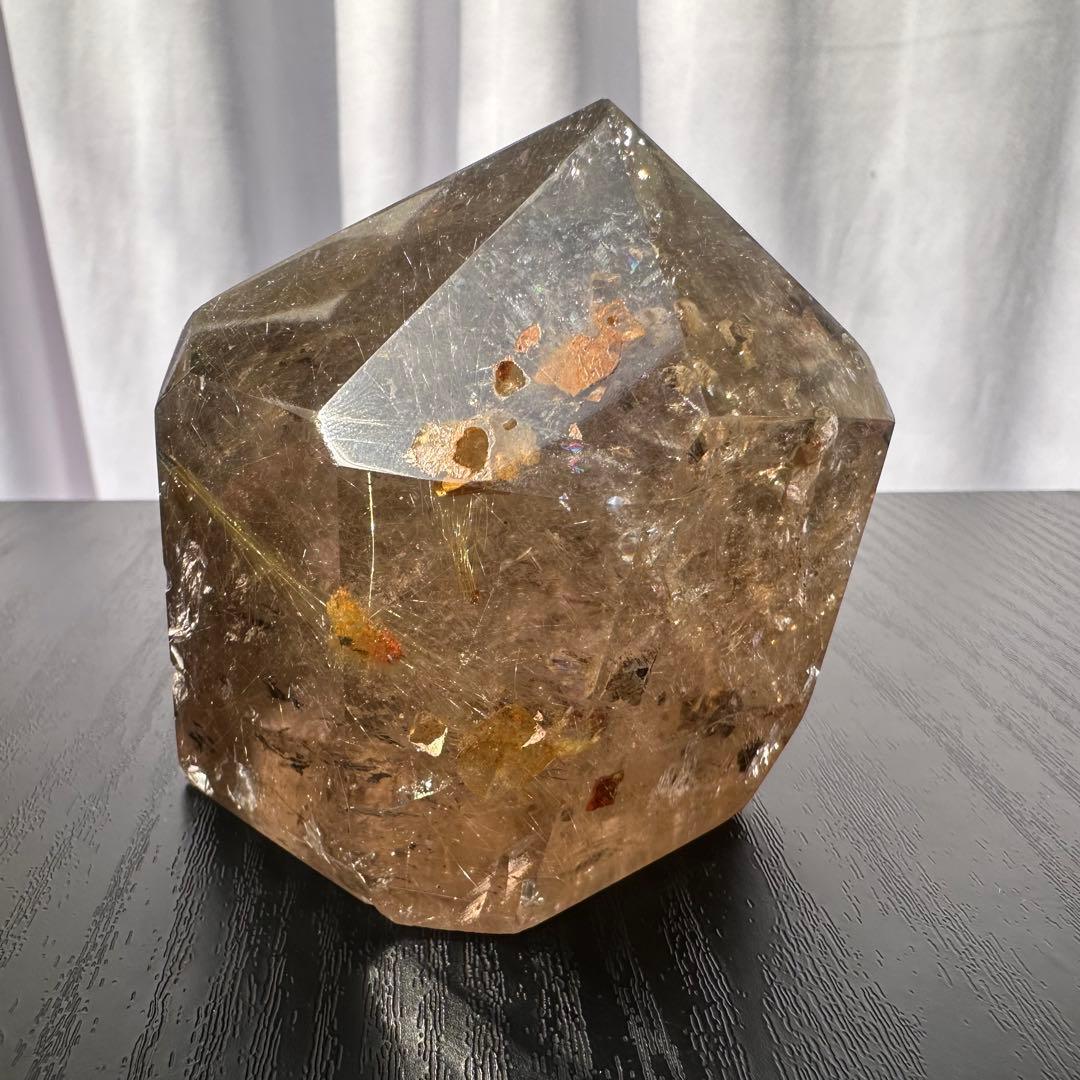 天然石ルチルクォーツのポイント　原石　置物NO.051107