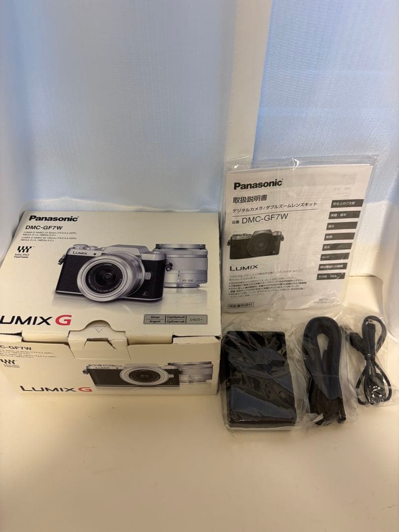 Panasonic DMC-GF7W ミラーレス一眼カメラ 本体