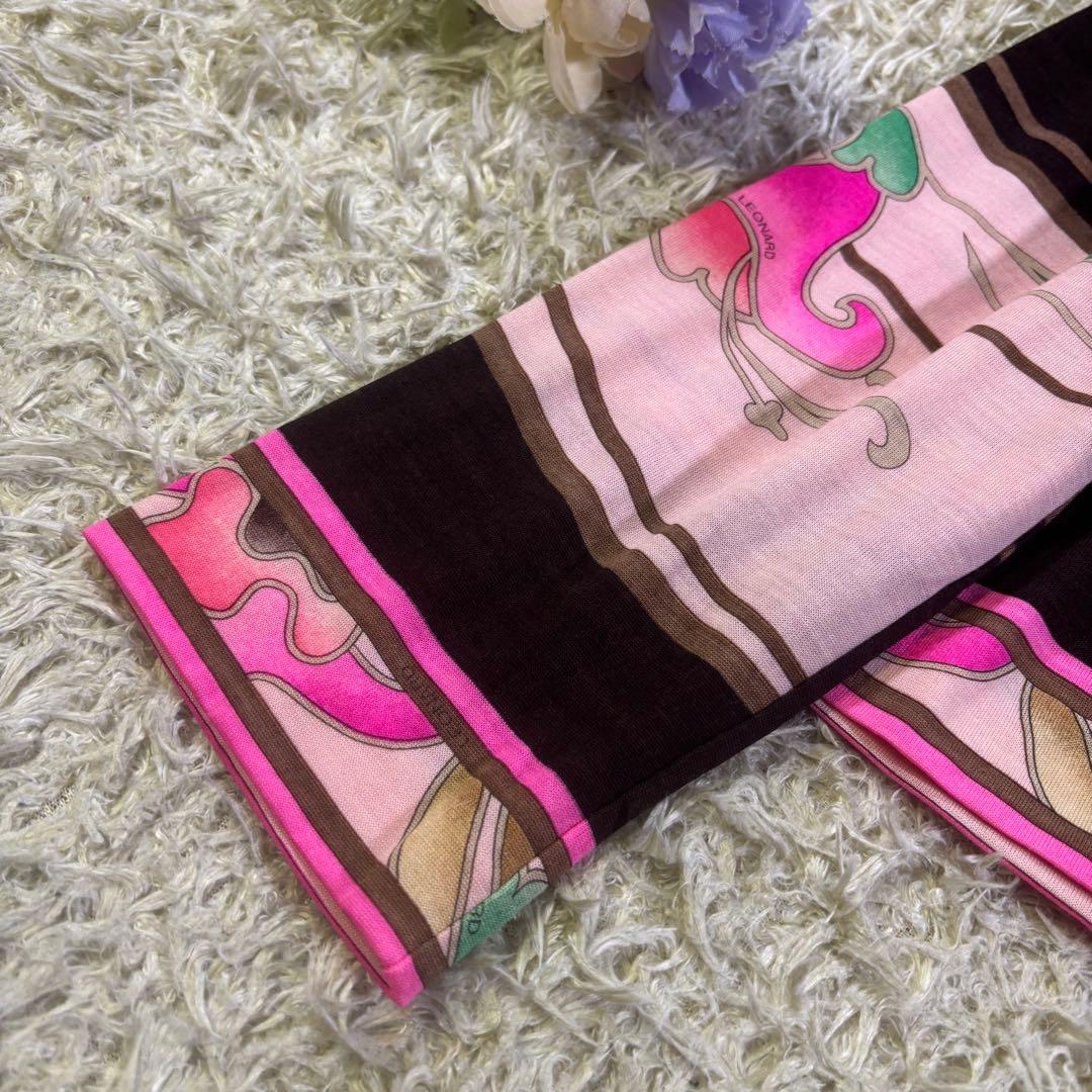 レオナール　大きいサイズ　トリム　花柄　ウール　シルク　ブラウス　長袖