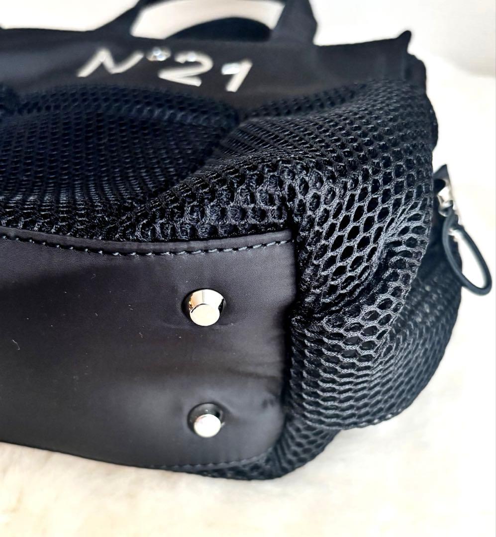 【未使用】ヌメロ ヴェントゥーノ N°21 黒 バッグ チェーン取り外し可能