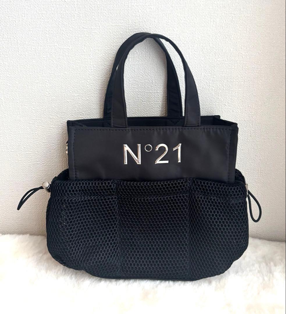 【未使用】ヌメロ ヴェントゥーノ N°21 黒 バッグ チェーン取り外し可能