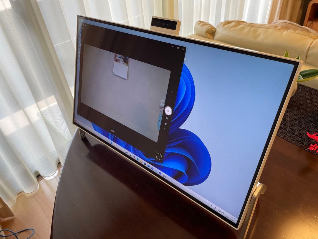 富士通 23.8インチワイド一体型パソコン　ESPRIMO FH77/B1