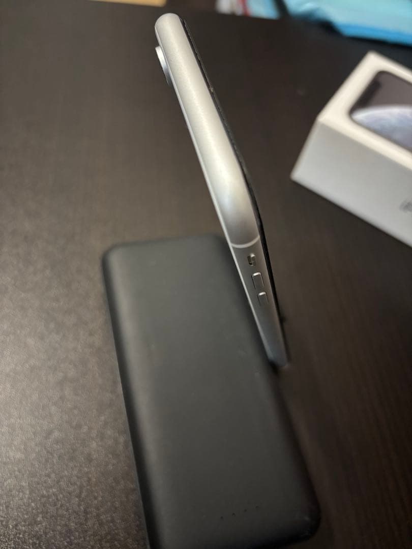 Apple iPhone XR ホワイト 本体と付属品　256GB S