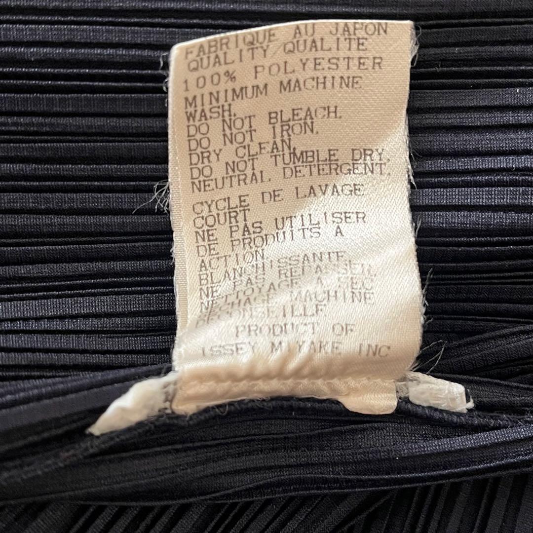 PLEATSPLEASE イッセイミヤケ　カーディガン　ネイビー　3