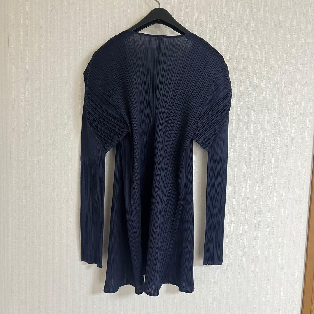 PLEATSPLEASE イッセイミヤケ　カーディガン　ネイビー　3
