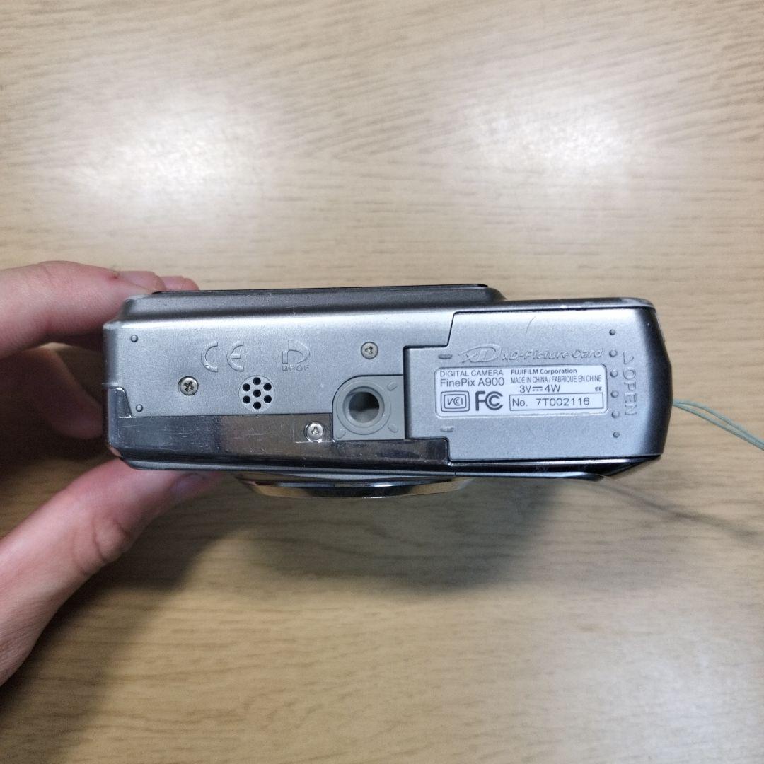 Fujifilm FinePix A900 9.0メガピクセル
