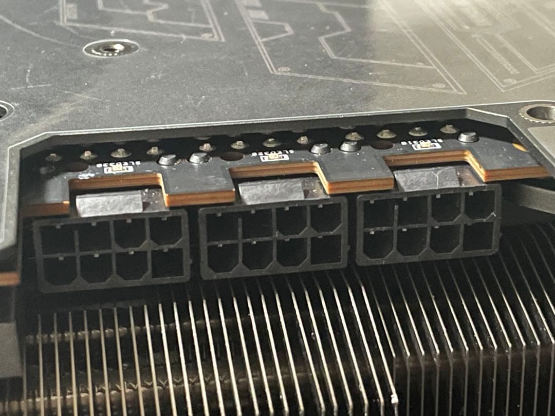 グラフィックボード・グラボ・ビデオカード Radeon RX 7900 XTX 24GB ASUS TUF GAMING