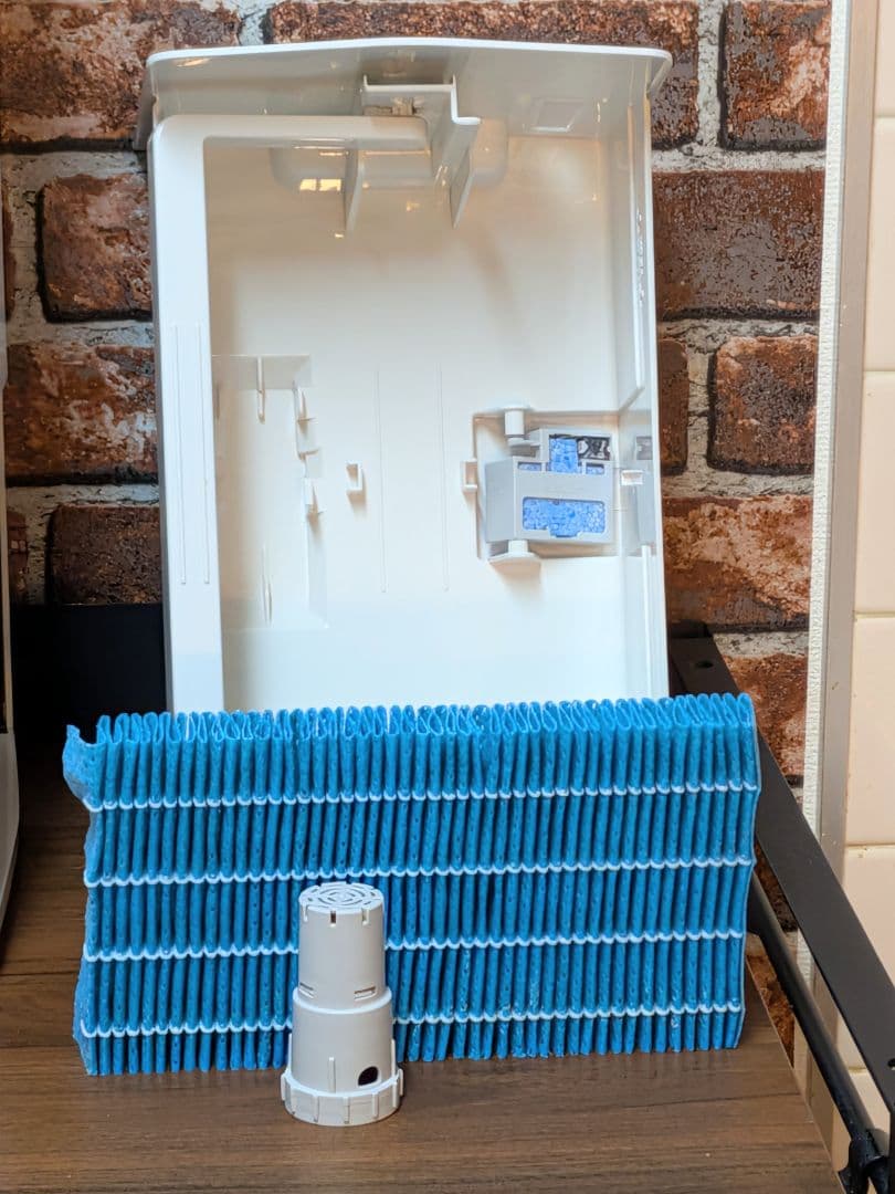 SHARP加湿空気清浄機プラズマクラスター25000搭載KI-JS40-W 美品