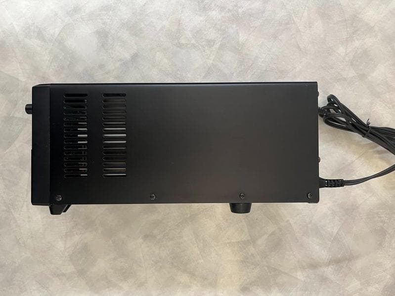 アルインコ　DM-130MV　32A　大型トランス式安定化電源　取扱説明書付