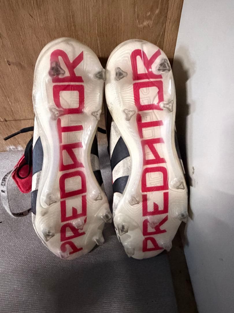 adidas Predator スパイク