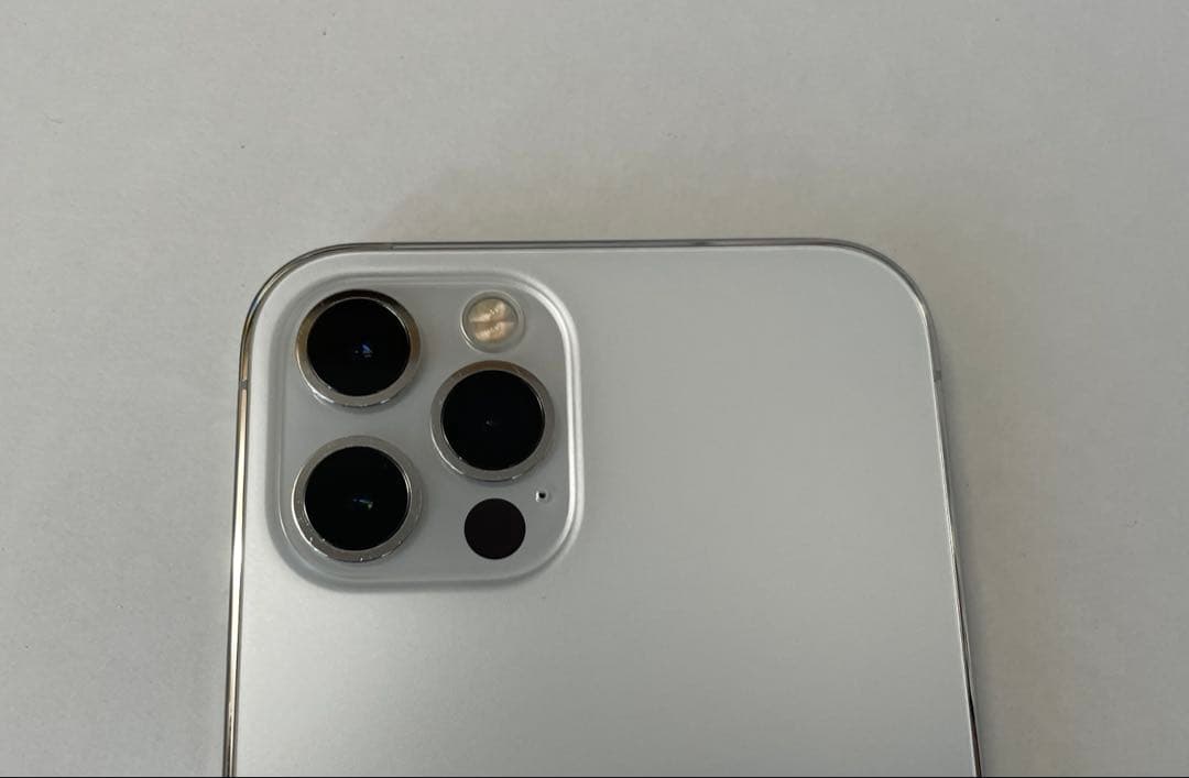 iPhone12Pro256GB Silver美品バッテリー100% 動作良好