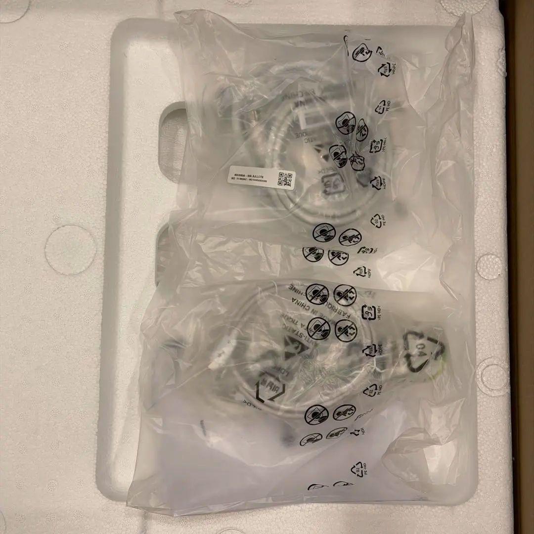 LG 40U990A-W 5K2K 120Hz Thunderbolt5モニター