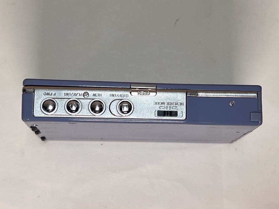 Aiwa HS-PL55 ポータブルステレオカセットプレーヤー。