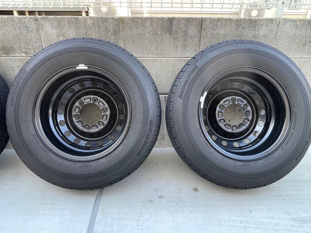 ハイエース　ブリヂストン 195/80R15 LT タイヤ ホイール セット4本