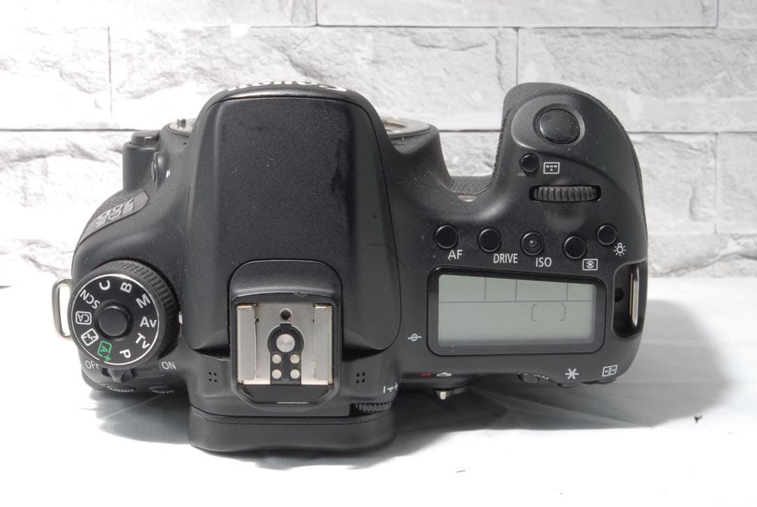 Canon EOS 70D ボディ 【美品】 動作良好 キャノン