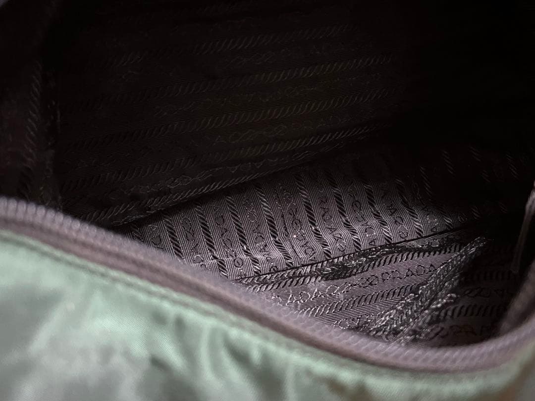 イタリア製　プラダ　テスート　ナイロン肩掛けバッグ　/緑　三角ロゴ　ハンドバッグ