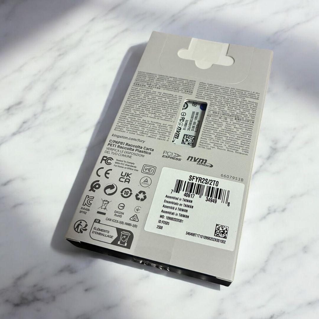 新品未開封 キングストン メモリ レネゲード G5 SFYR2S/2T0