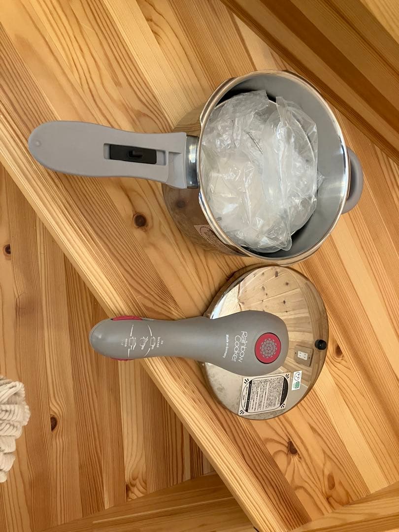 【新品未使用】タッパーウェア　レインボークッカー圧力鍋 ミニ