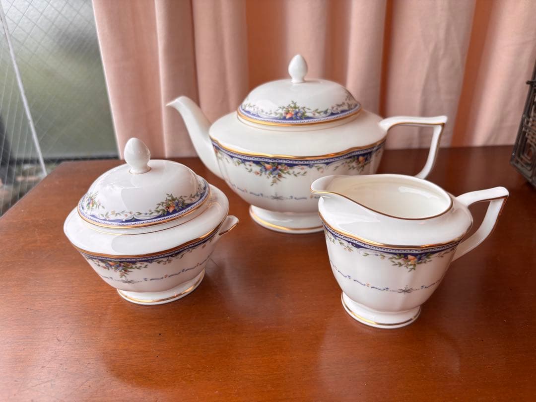 MIKASA ミカサ　花柄陶器ティーセット　MONTPELLIER 15点セット