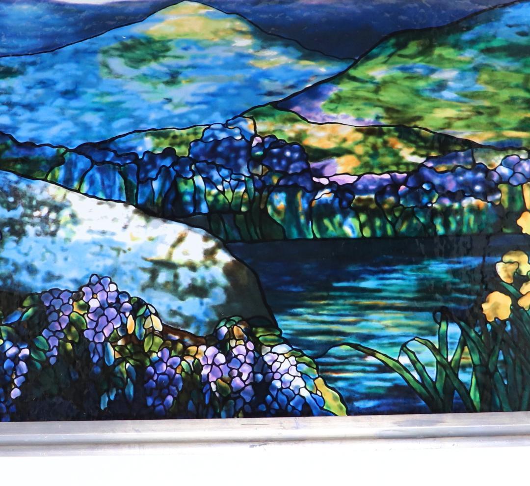 ルイス・C・ティファニー ヴィンテージ ステンドグラス 雄大な山々の夜明け 大型