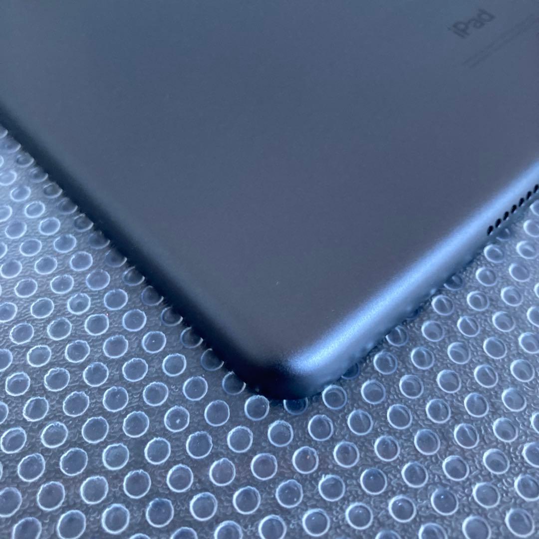 3373【早い者勝ち】電池最良好☆iPad7第7世代32GB WIFIモデル☆
