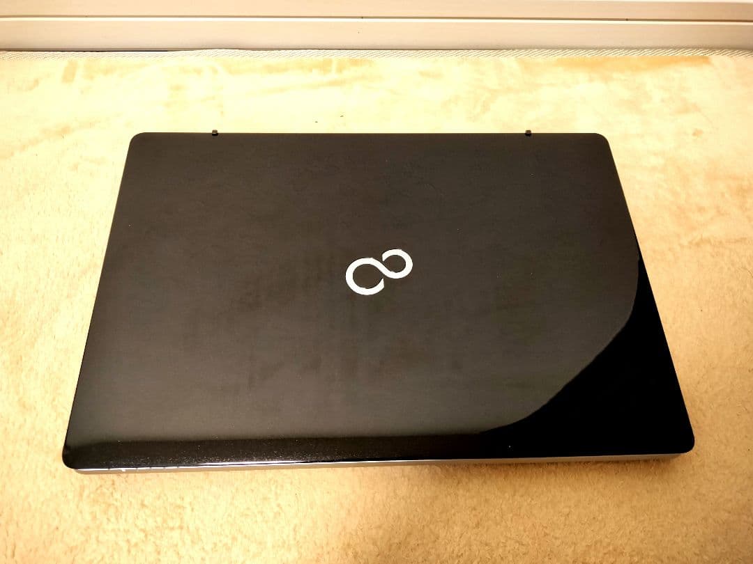 よっちゃん 富士通 4KノートPC AH90X