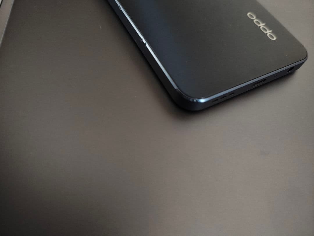 スマートフォン本体 OPPOreno7a