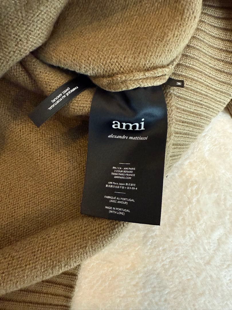 やまAMI PARIS アミパリス ハートロゴニット セーター