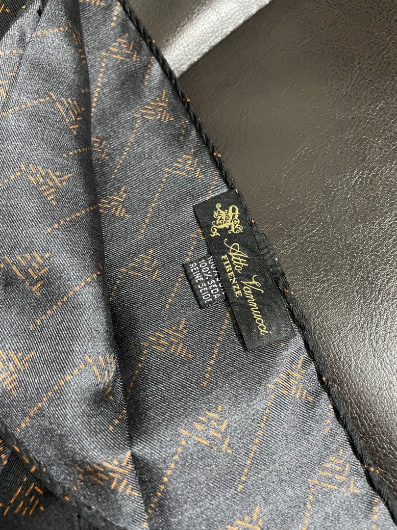 Atto Vannucci アット ヴァンヌッチ　ネッカチーフ