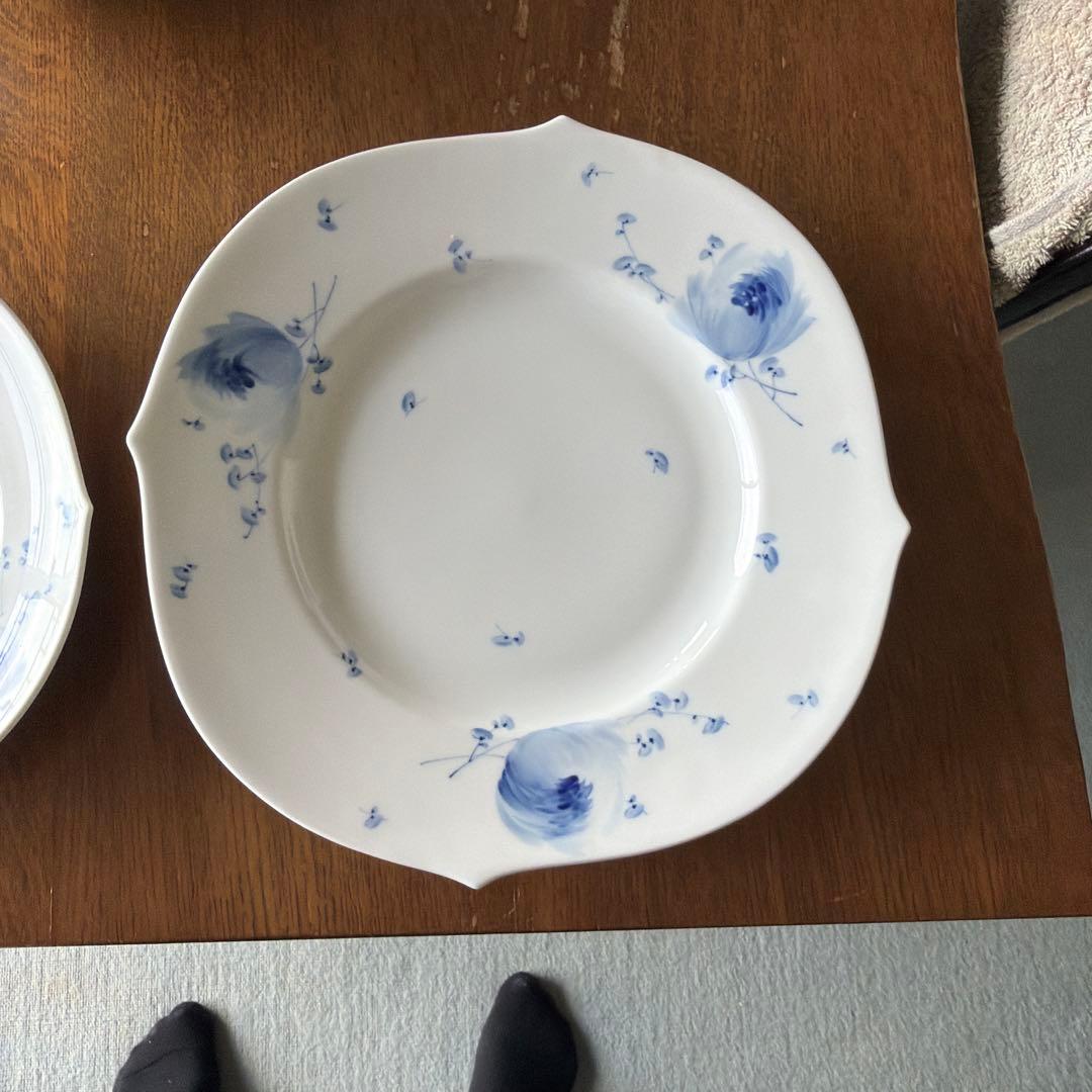 マイセン　青い花模様　皿 (小、中、大) x 6 + ボウル1