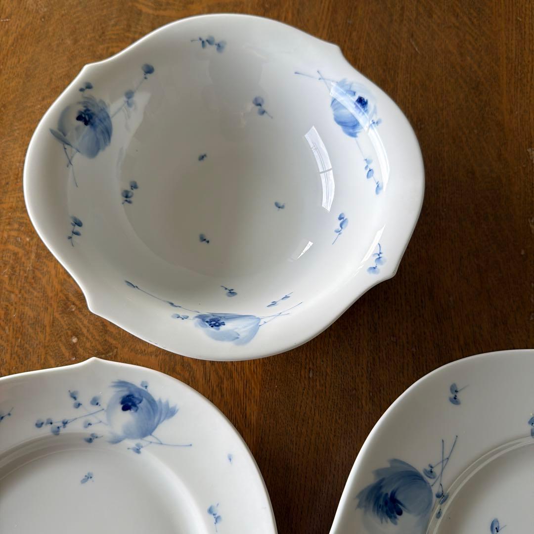 マイセン　青い花模様　皿 (小、中、大) x 6 + ボウル1