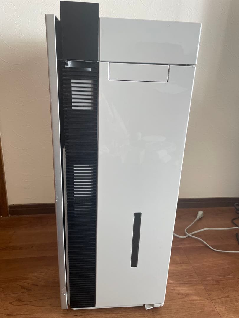 必需品❗️１台3役❗️空間除菌脱臭機パナソニックジアイーノF-MV5400 22年製