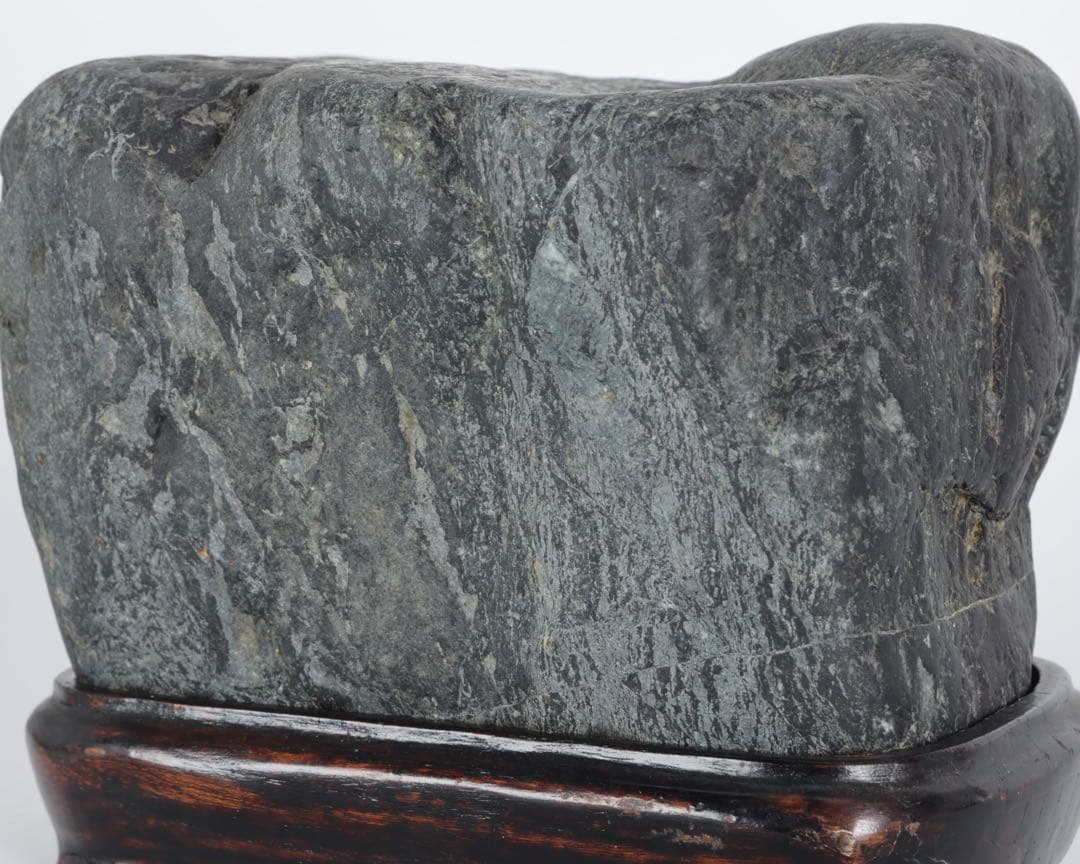 阿賀野川 水石 名石 台座付 4kg 鑑賞石 盆石 盆景 天然石 飾石 原石