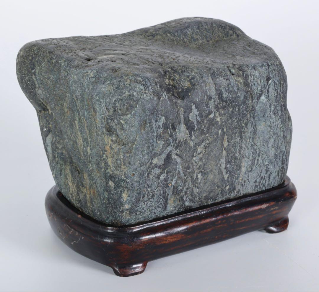 阿賀野川 水石 名石 台座付 4kg 鑑賞石 盆石 盆景 天然石 飾石 原石