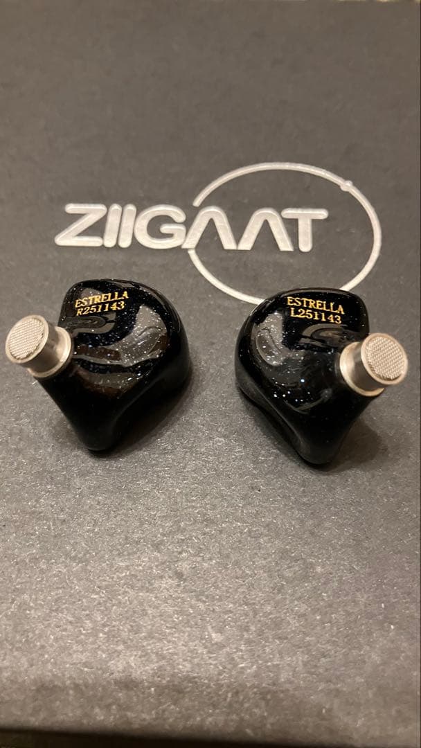 【極美品】Ziigaat estrella