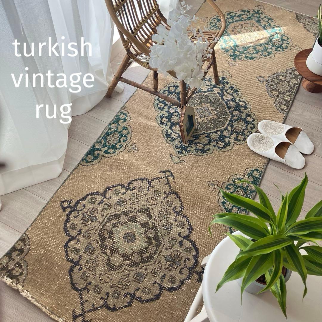 人気キャラメルベージュ68×208 ランナー　グリーン　トルコヴィンテージラグ