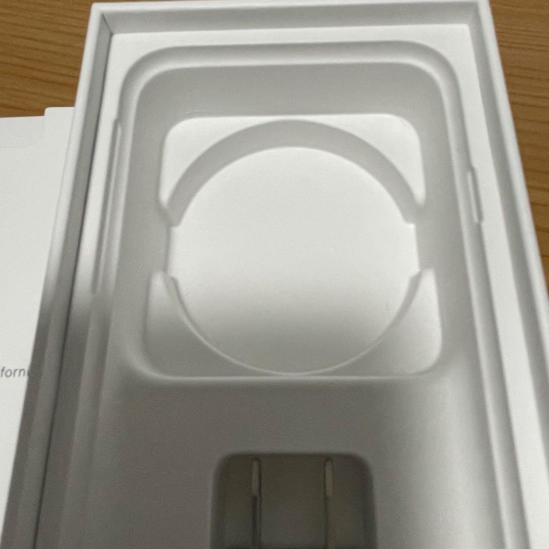 iPhoneSE2 64gb ブラック 本体美品 バッテリー交換必要