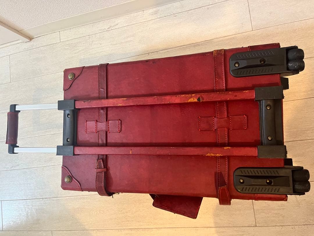 シフレ　ユーラシアトランク　レッド　豚革