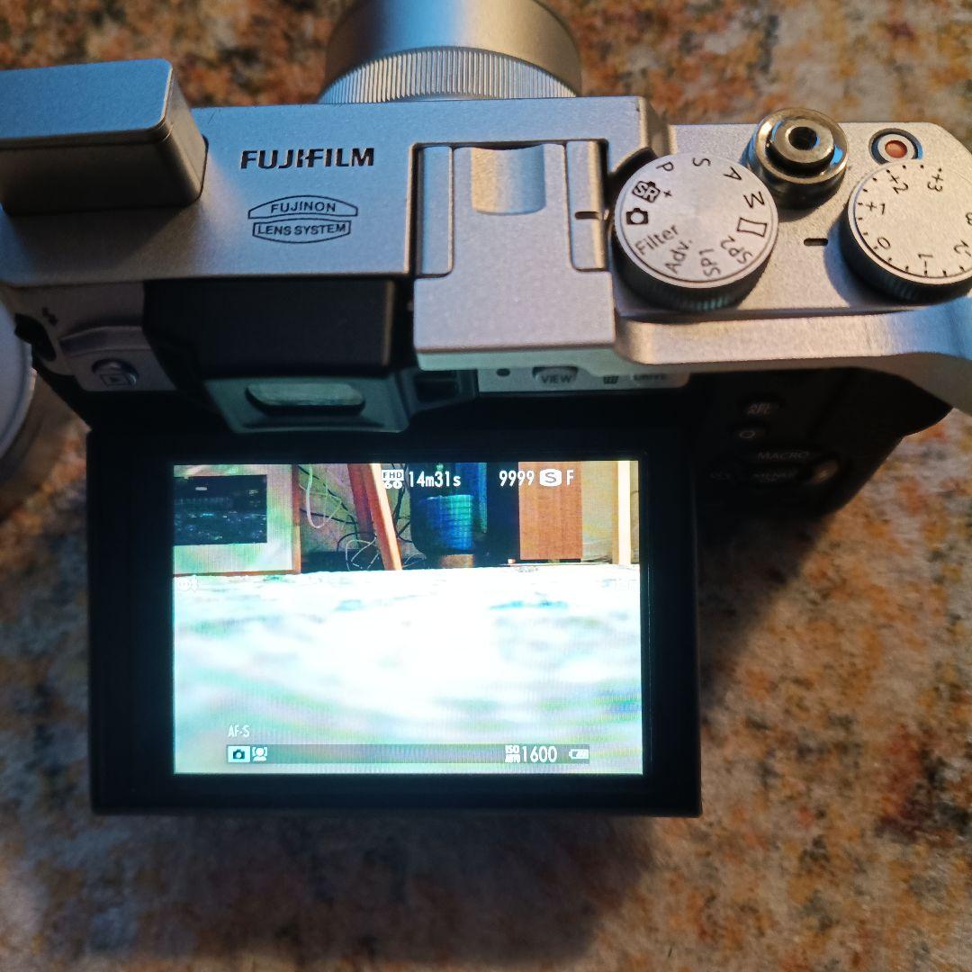 Fujifilm X30 コンパクトデジタルカメラ