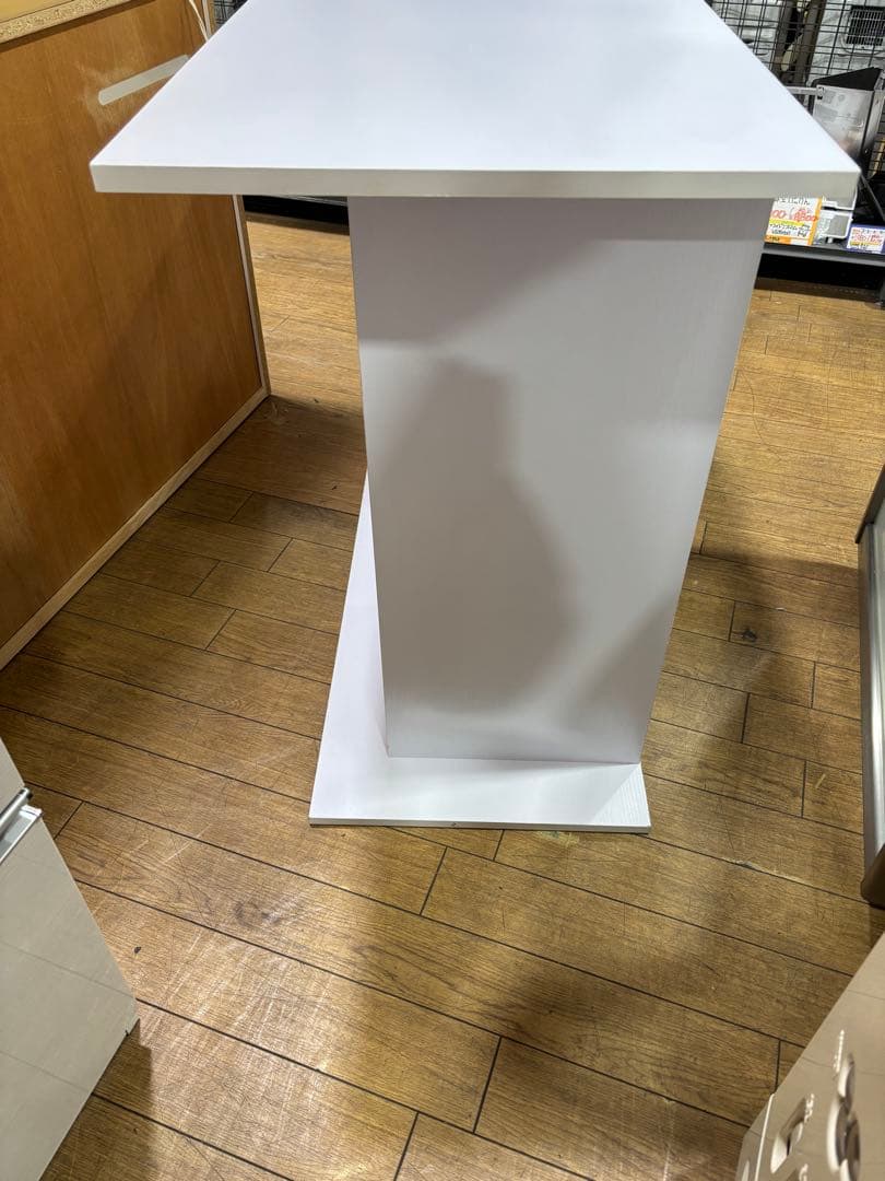 T75 カウンター ホワイト