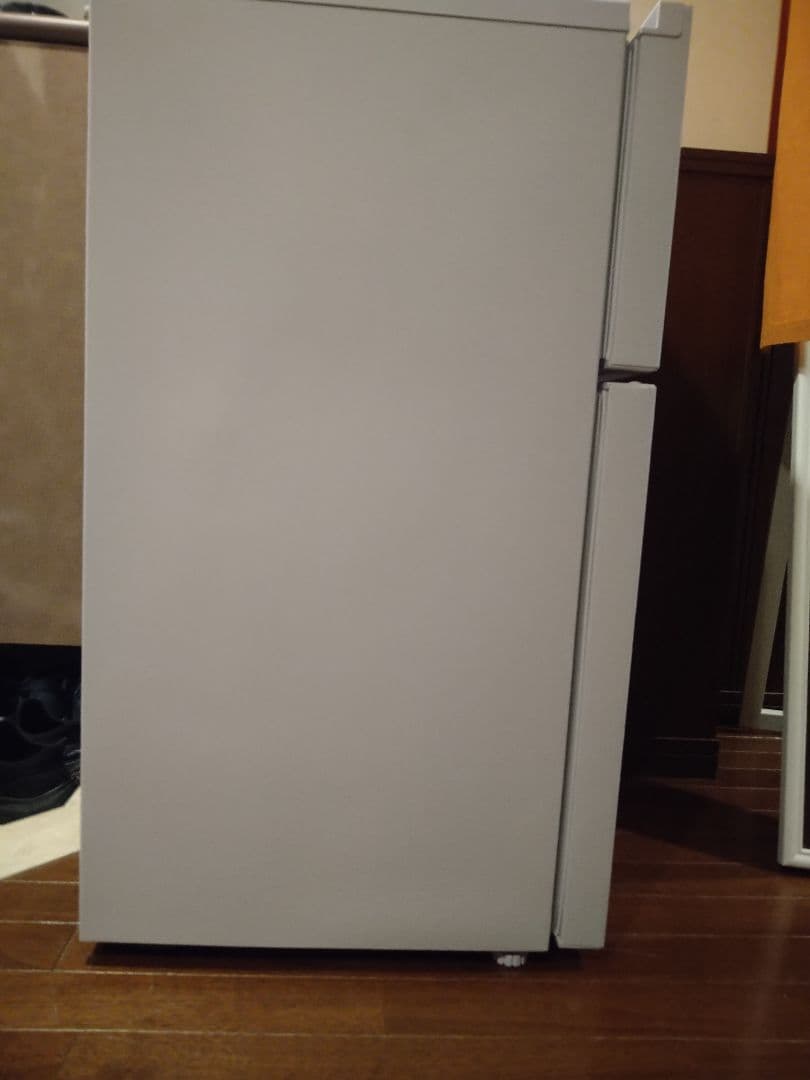 2022冷蔵庫ヤマダ電機 87㍑ 取説保証書有 付属品完備 梱包発送たメル便