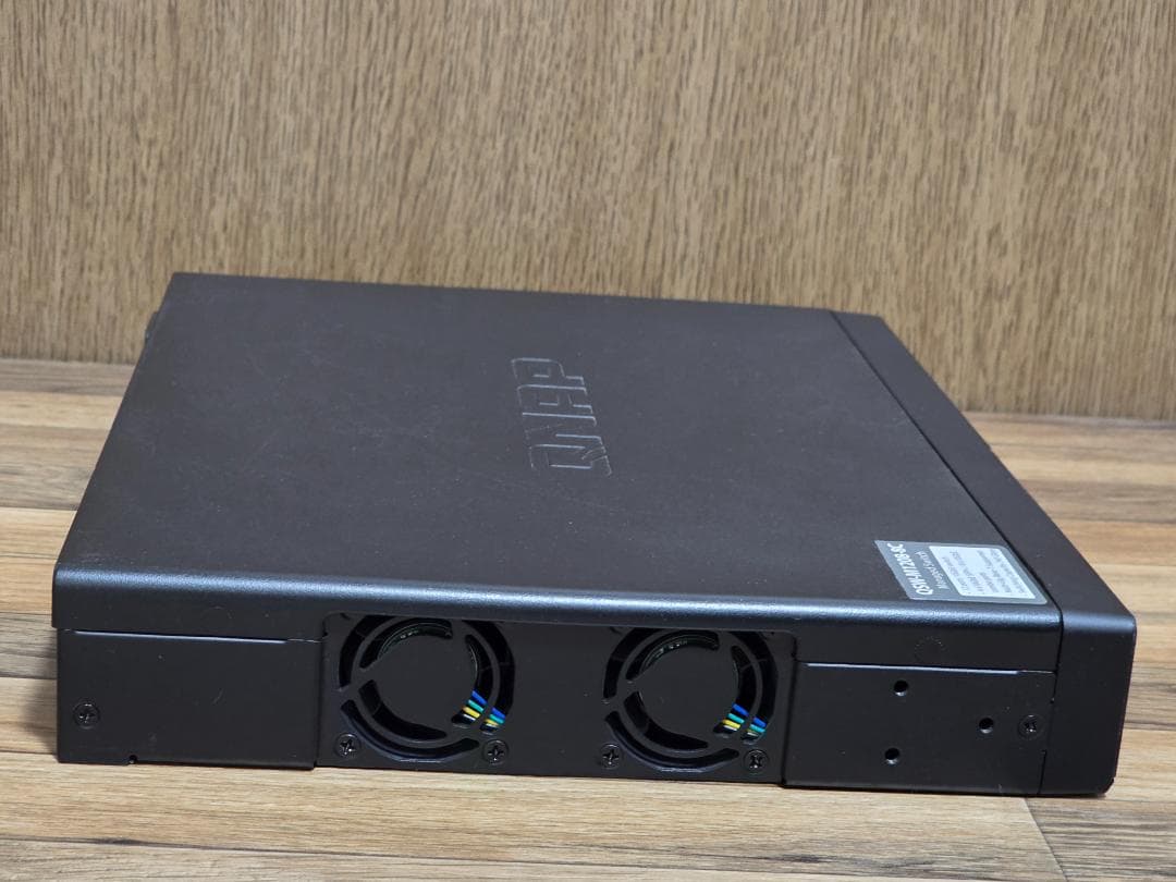 QNAP QSW-M1208-8C マネージドL2SW