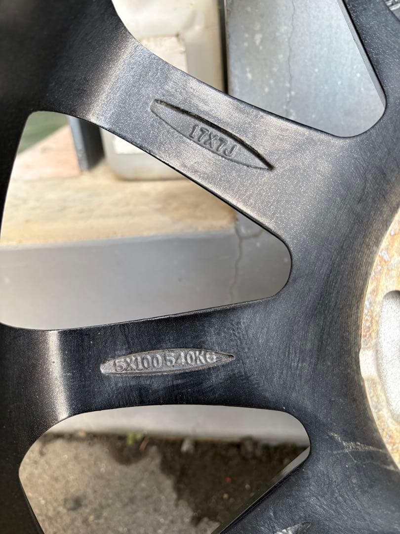 17インチ　タイヤ、ホイール4本セット