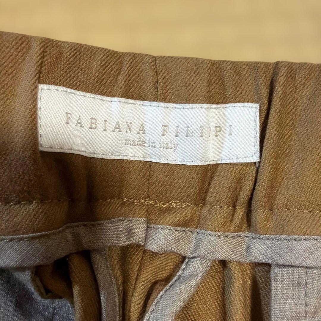☘️新品FABIANA FILIPPI のウールテーパンツ☘️