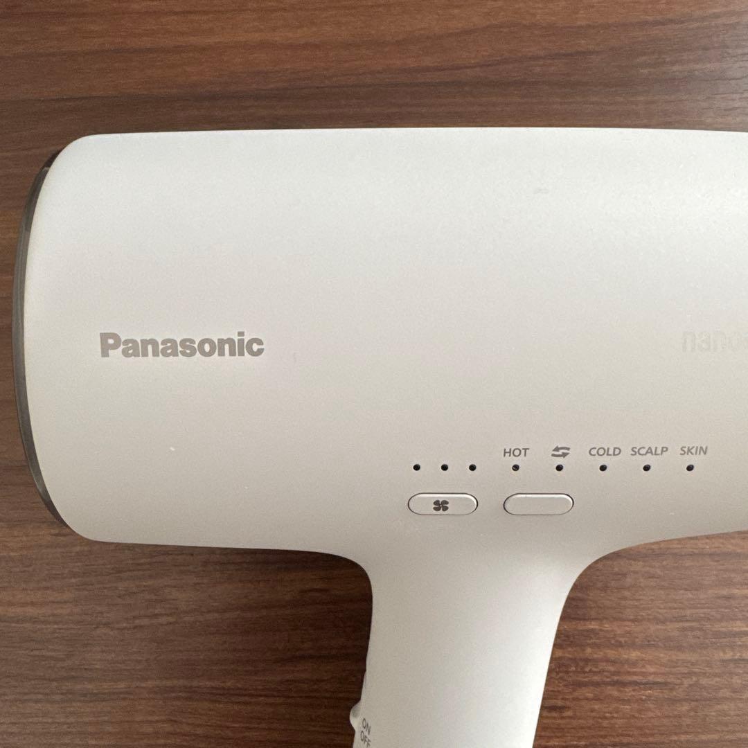 【中古】パナソニック ヘアドライヤー ナノケア 高浸透ナノイーEH-NA0J-H