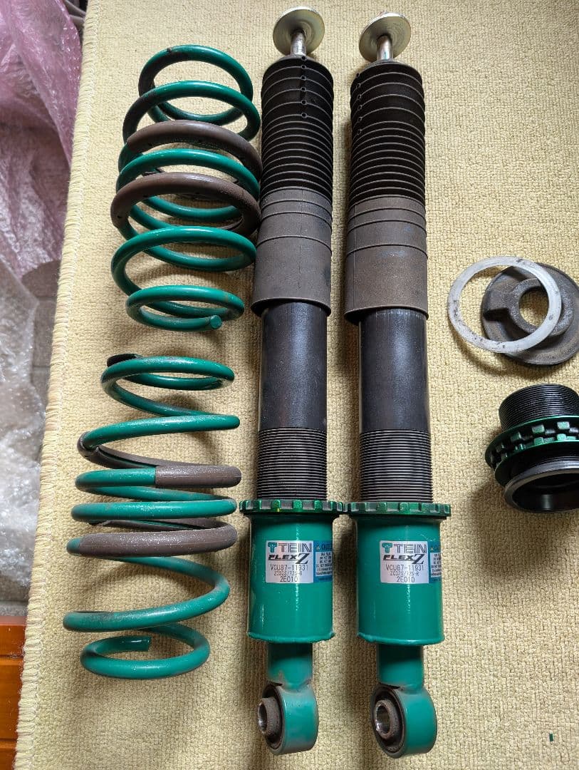 TEIN フレックスZ 車高調 スイフトzc32s zc72s用 週末値下げ中