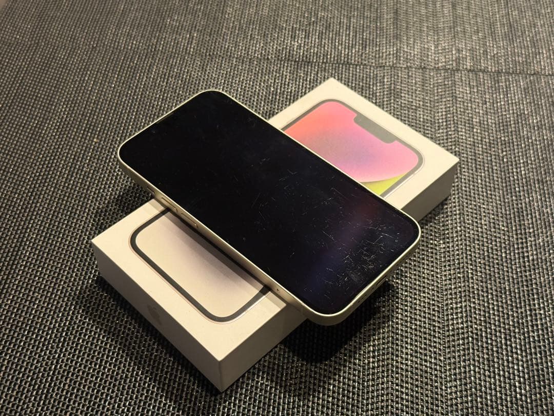 iPhone 14 128GB スターライト SIM フリー 100% バッテリ