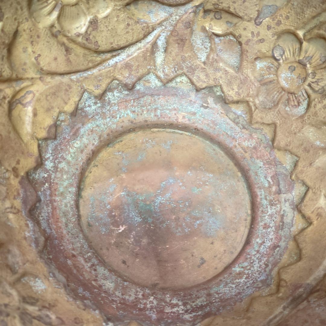 ブラス製アンティーク　アラブ製打ち出し細工植木鉢カバー（大）